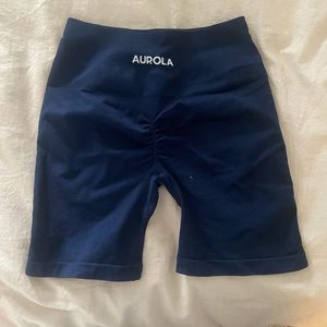 Aurola gym shorts